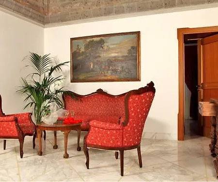 Πανσιόν Antico Casale Russo 4*