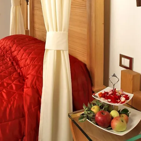 Antico Casale Russo Affittacamere 4*
